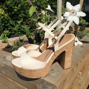 le château high heel sandal